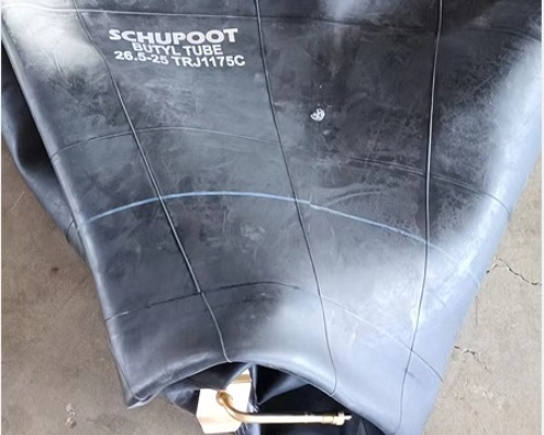 Cruiser Tyre